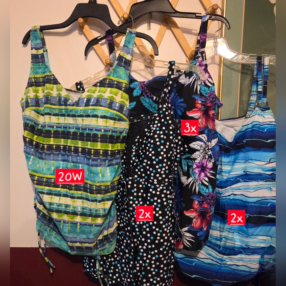 Four Plus Sized Croft And Barrow Swimsuits Tankinis